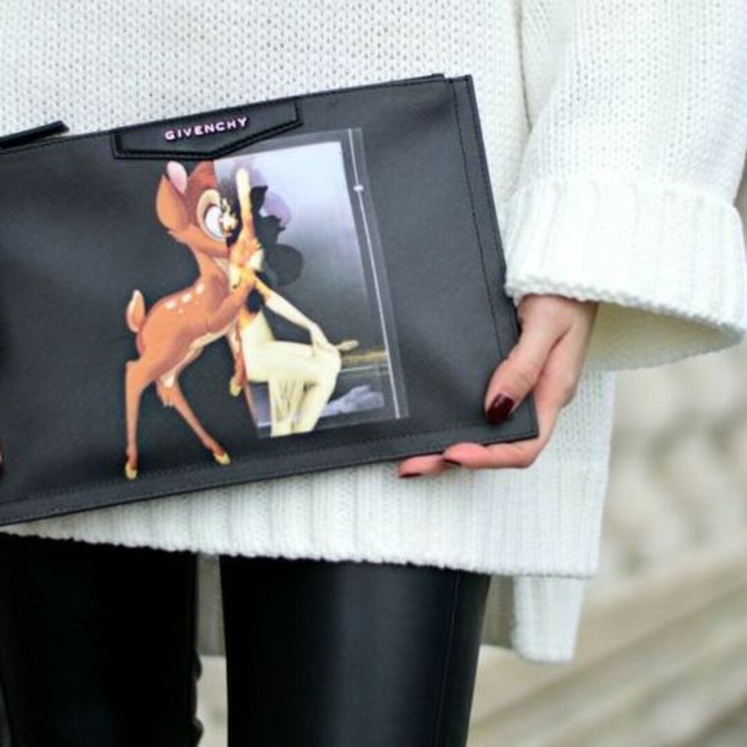 GIVENCHY(ジバンシィ)の中古GIVENCHYRICCARDOTISCIdisneybambiBAG レディースのバッグ(クラッチバッグ)の商品写真