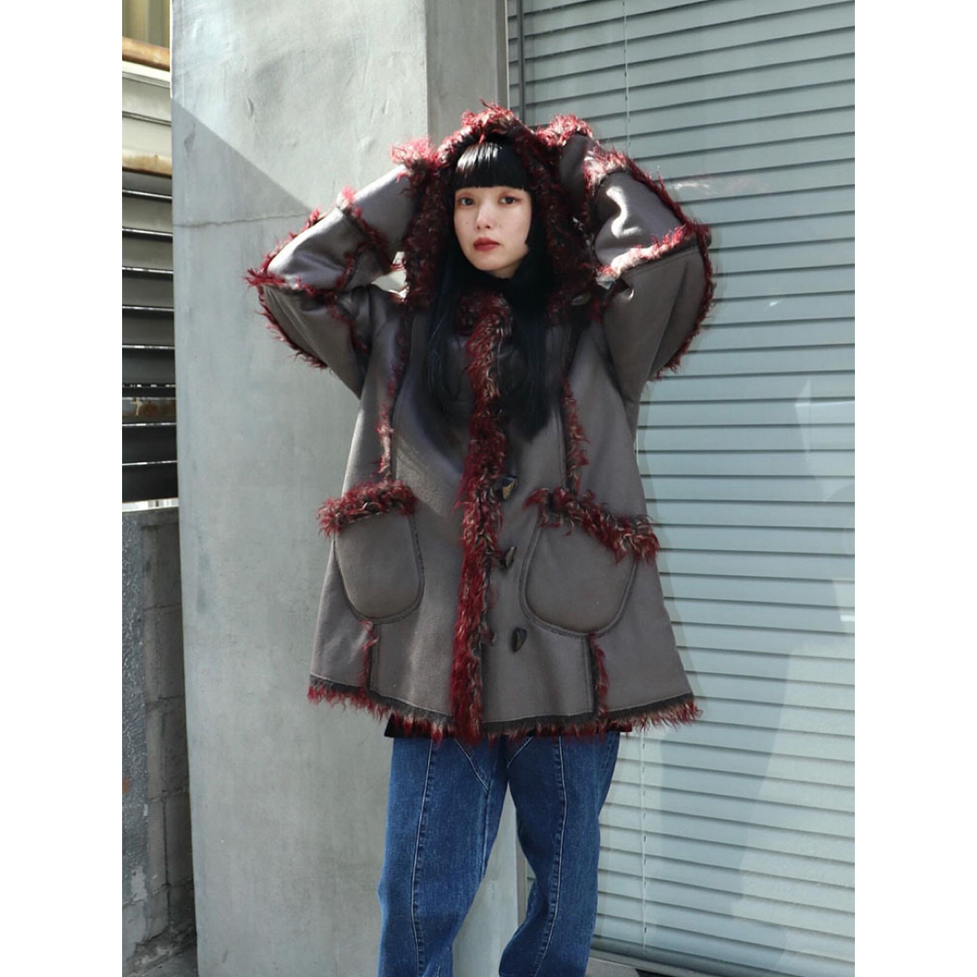PERVERZEパーバーズ ヴィーガンレザー テディコート レディースのジャケット/アウター(毛皮/ファーコート)の商品写真