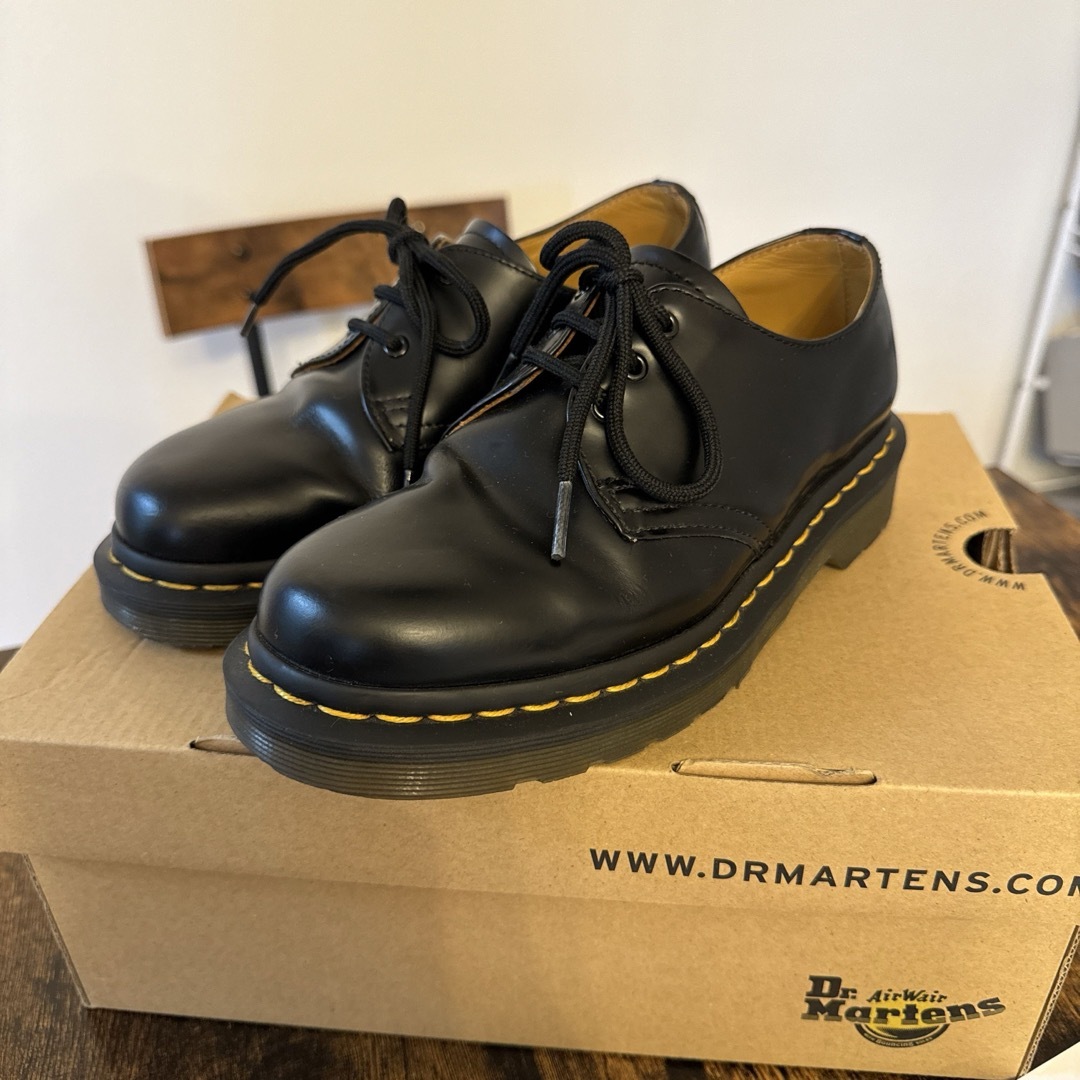 Dr.Martens(ドクターマーチン)の【箱付きDr.Martens】サイズ3 ドクターマーチン 22〜22.5cm レディースの靴/シューズ(ローファー/革靴)の商品写真