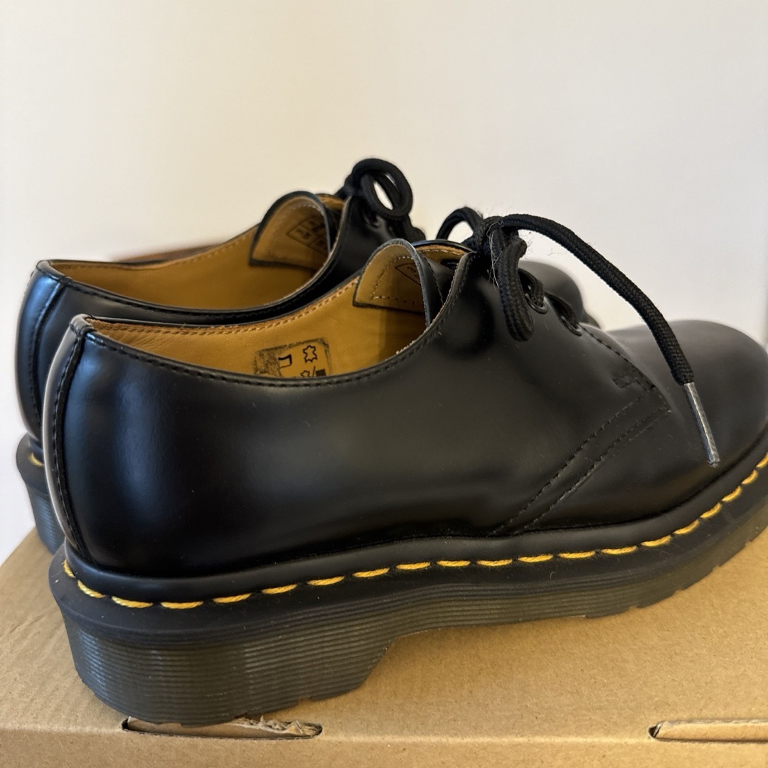 Dr.Martens(ドクターマーチン)の【箱付きDr.Martens】サイズ3 ドクターマーチン 22〜22.5cm レディースの靴/シューズ(ローファー/革靴)の商品写真