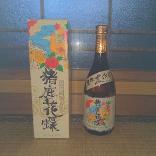 猪鹿花蝶　黒麹麦焼酎　720ml　アルコール25度　箱付き(焼酎)