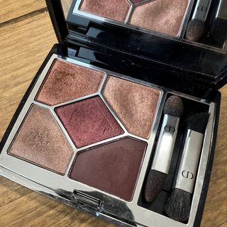 ディオール(Dior)のDior サンク クルール クチュール アイシャドウ 689(アイシャドウ)