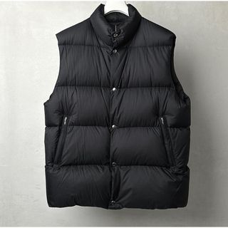 23AW 新品 comoli コモリ ダウンベスト くわ Y03-01018 23AW 新品 comoli コモリ ダウンベスト くわ Y03-01018