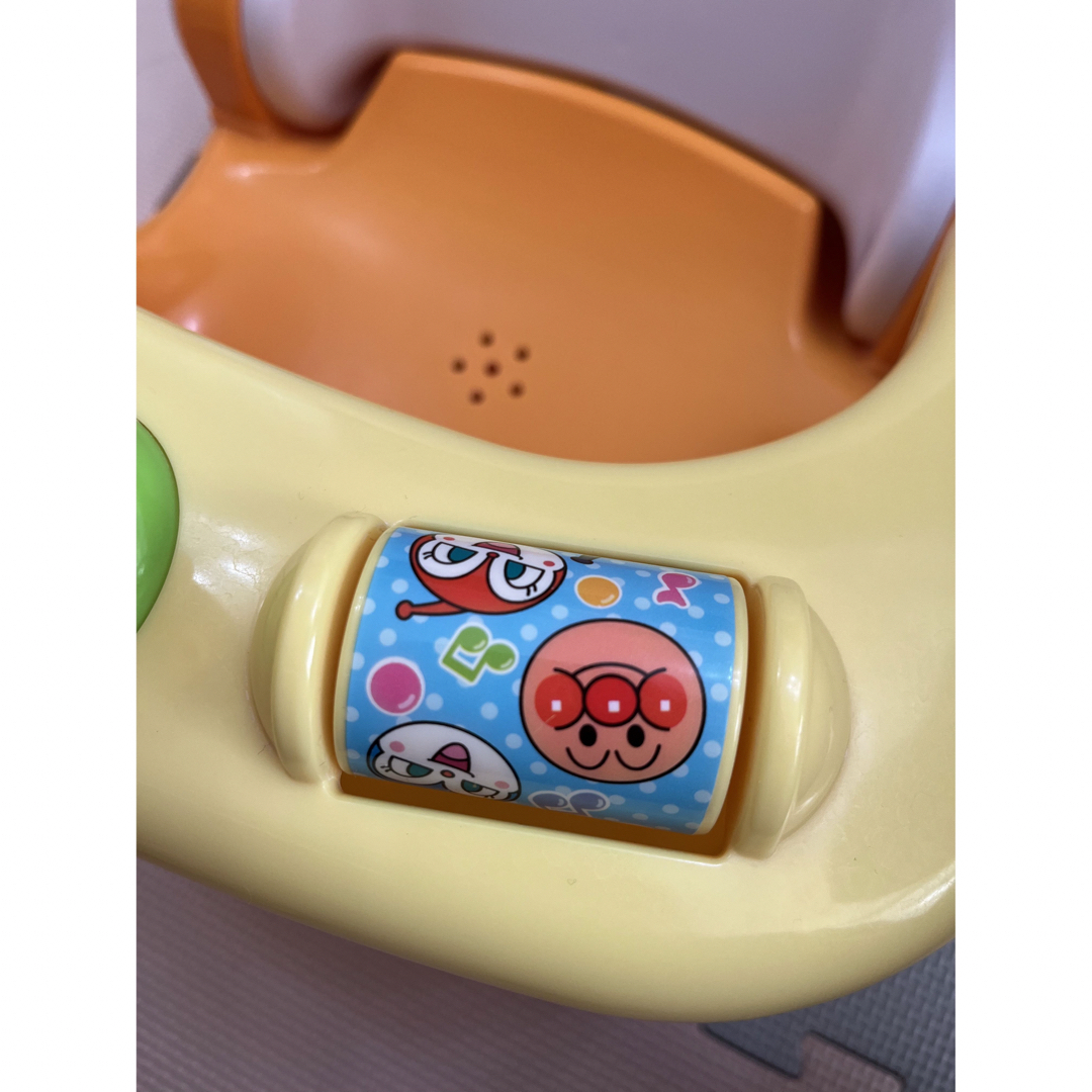 Agatsuma(アガツマ)のアンパンマン　風呂椅子 エンタメ/ホビーのおもちゃ/ぬいぐるみ(キャラクターグッズ)の商品写真