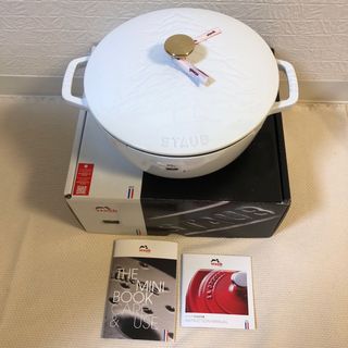 ストウブ(STAUB)のクリスマスツリー ココット  クリスマス ツリー  鍋 両手鍋 ストウブ(鍋/フライパン)