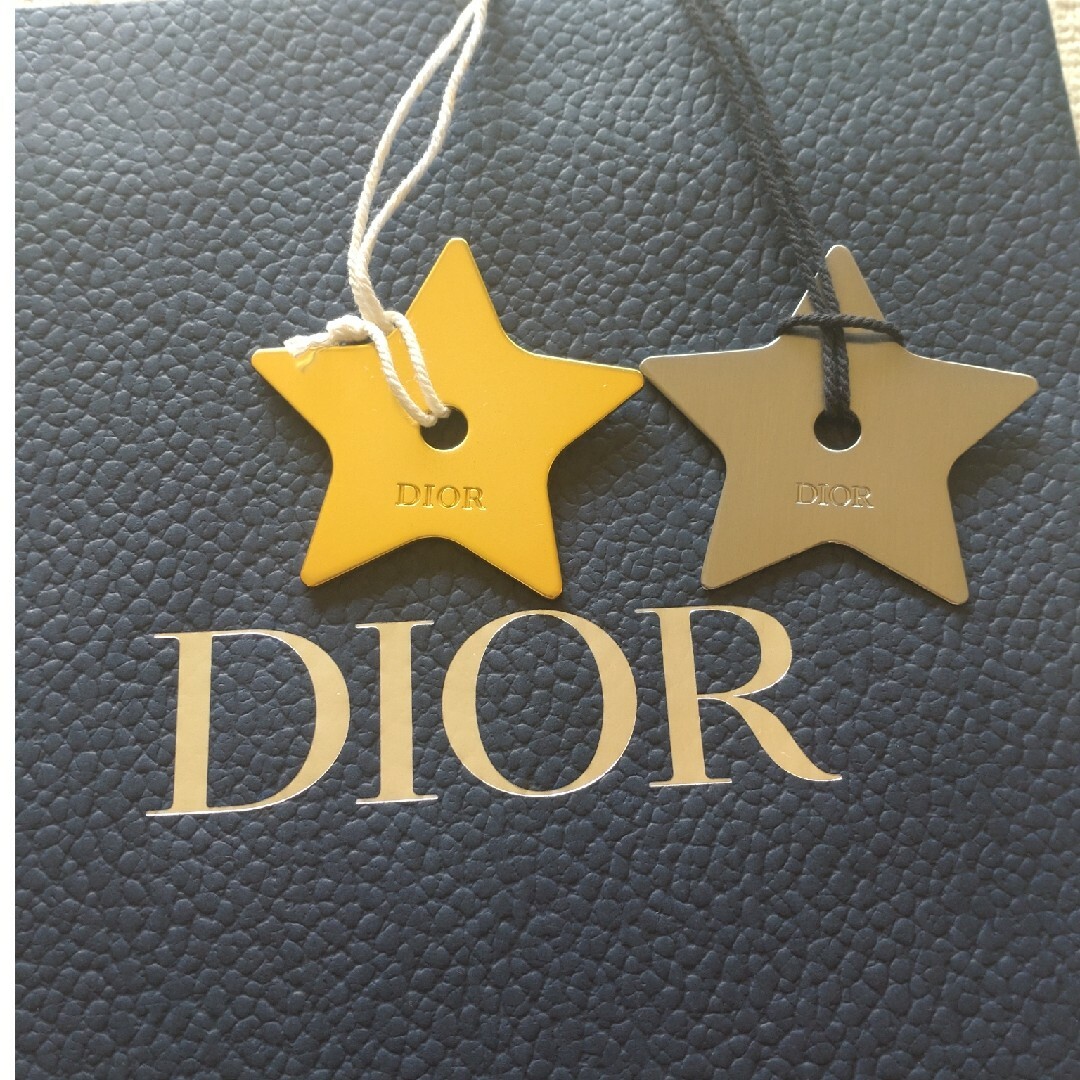 Christian Dior(クリスチャンディオール)のDior 星チャーム　シルバー、ゴールド レディースのアクセサリー(チャーム)の商品写真