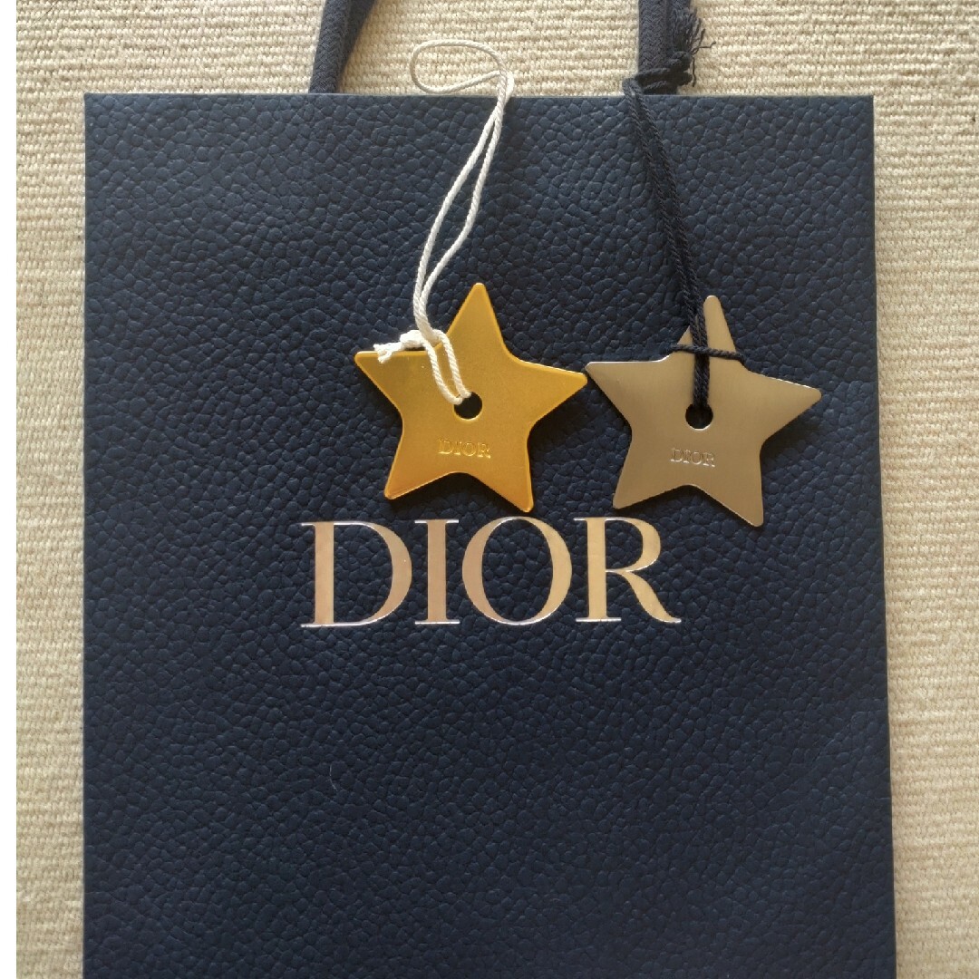 Christian Dior(クリスチャンディオール)のDior 星チャーム　シルバー、ゴールド レディースのアクセサリー(チャーム)の商品写真