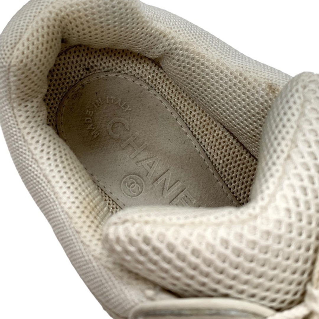 CHANEL(シャネル)のシャネル CHANEL スニーカー 靴 シューズ ココマーク メッシュ レザー ホワイト 白 レディースの靴/シューズ(スニーカー)の商品写真