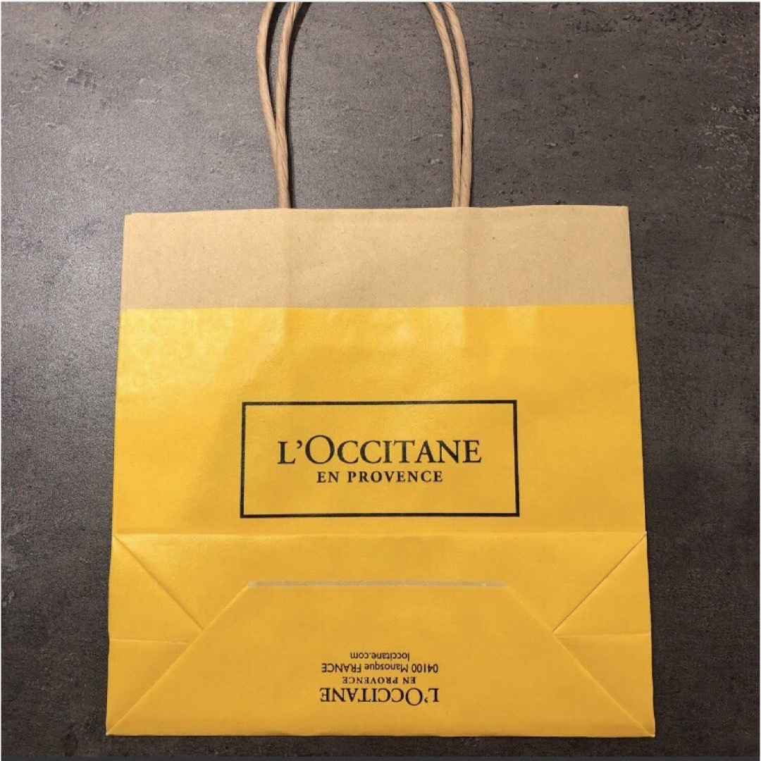 L'OCCITANE(ロクシタン)のロクシタン　ホリデー ディスカバリーポーチ レディースのファッション小物(ポーチ)の商品写真