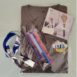 スーパージュニア(SUPER JUNIOR)のSUPER JUNIOR イェソンTシャツ、CD、ペンライト(アイドルグッズ)