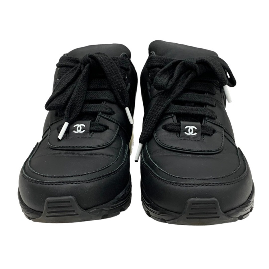 CHANEL(シャネル)のシャネル CHANEL スニーカー 靴 シューズ レザー ブラック ホワイト 黒 ココマーク レディースの靴/シューズ(スニーカー)の商品写真