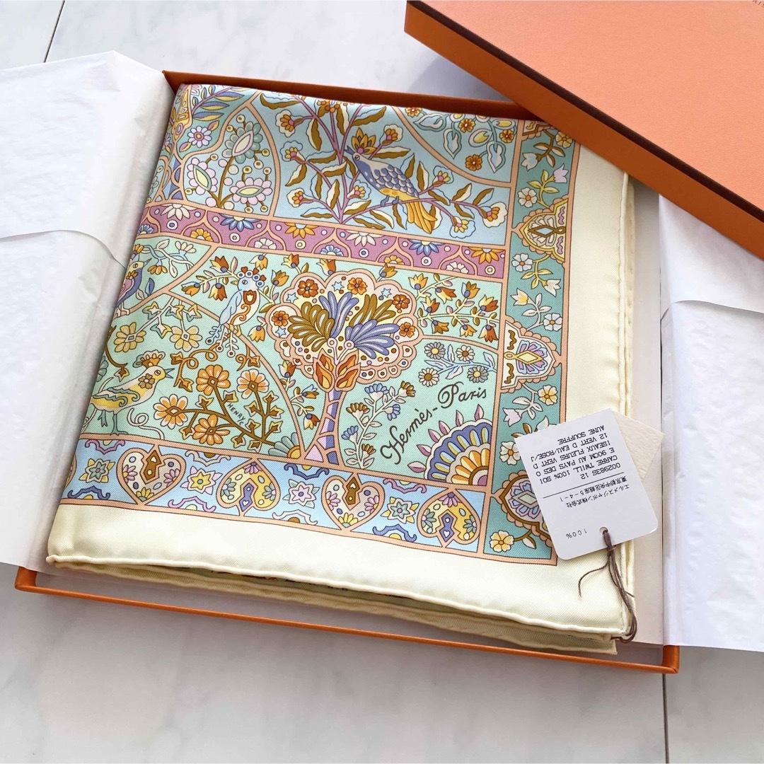 HERMESエルメス 新品未使用 スカーフ 鳥 花 - 小物 HERMESエルメス 新品未使用 スカーフ 鳥 花 - 小物