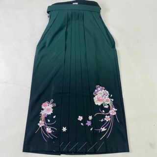 袴★卒業式袴★ボカシ★刺繍★緑★ポリエステル★中古★袴丈95㎝★ h-130(着物)