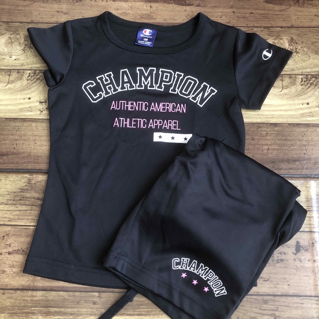 Champion(チャンピオン)のCHAMPIONチャンピオン　セットアップ　130センチ キッズ/ベビー/マタニティのキッズ服女の子用(90cm~)(その他)の商品写真