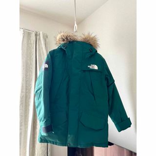 ザノースフェイス(THE NORTH FACE)の限定カラー‼️THE NORTH FACE アンタークティカ パーカー Sサイズ(その他)