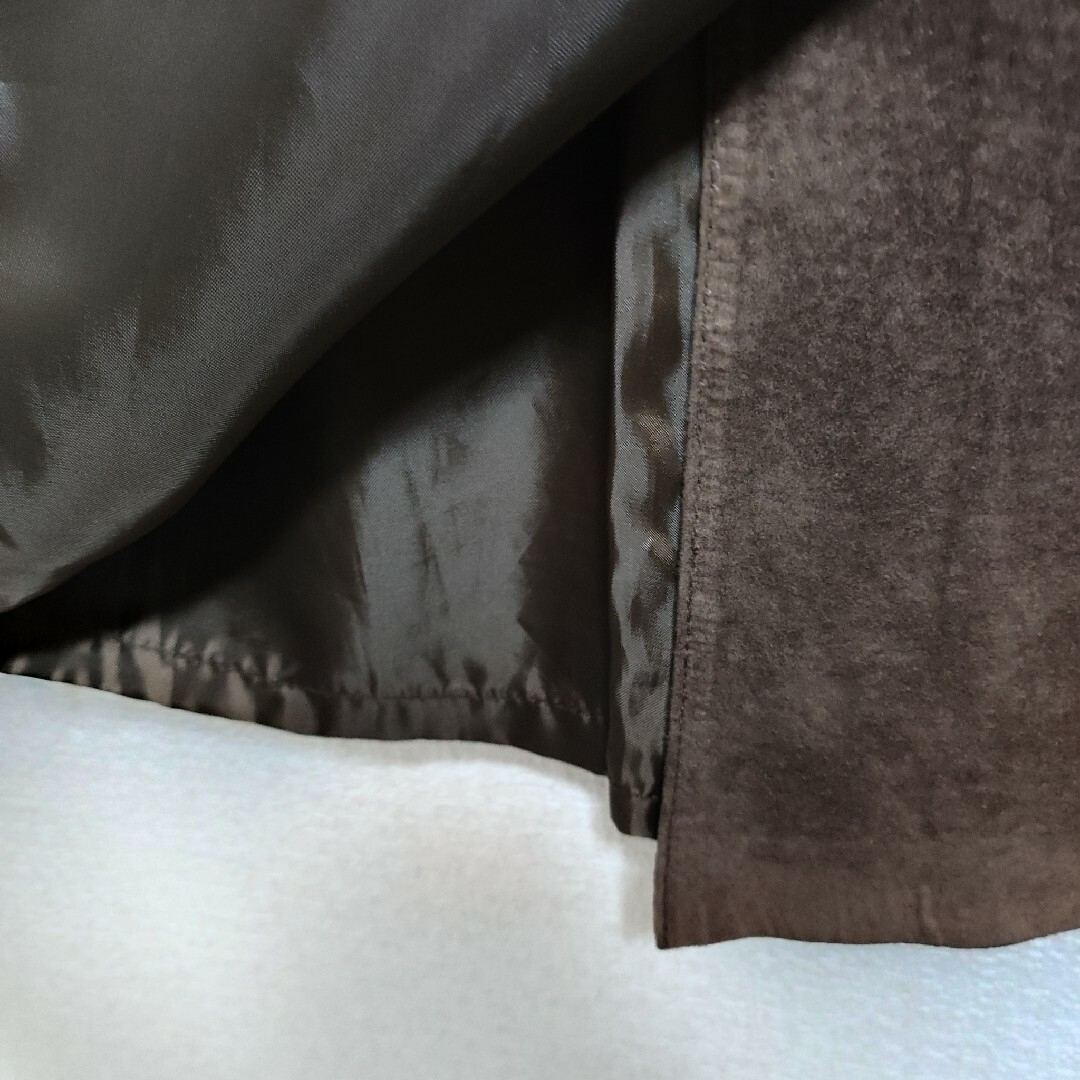 IENA(イエナ)のイエナ　IENA　スカート　レザースカート　豚革　スエード　ひざ丈 レディースのスカート(ひざ丈スカート)の商品写真