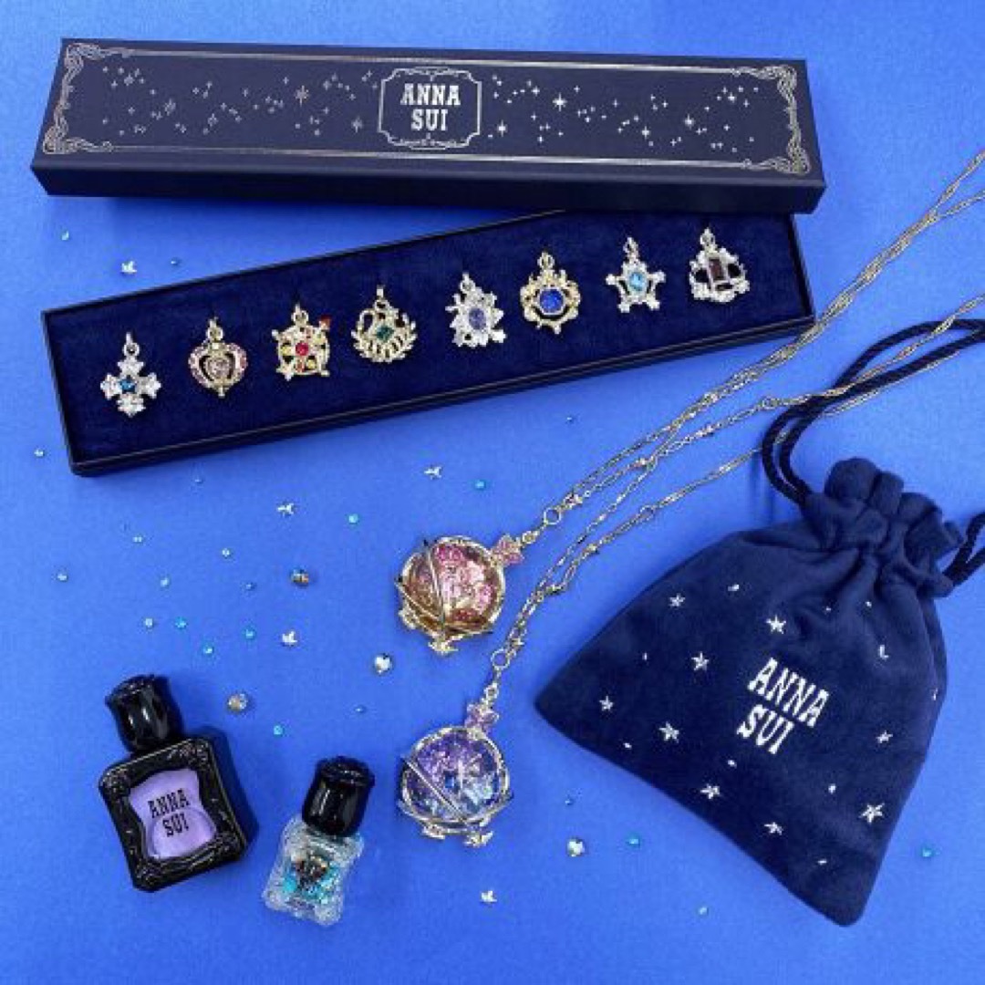 ANNA SUI(アナスイ)のANNA SUI PLANETモチーフチャーム 冥王星 レディースのアクセサリー(チャーム)の商品写真