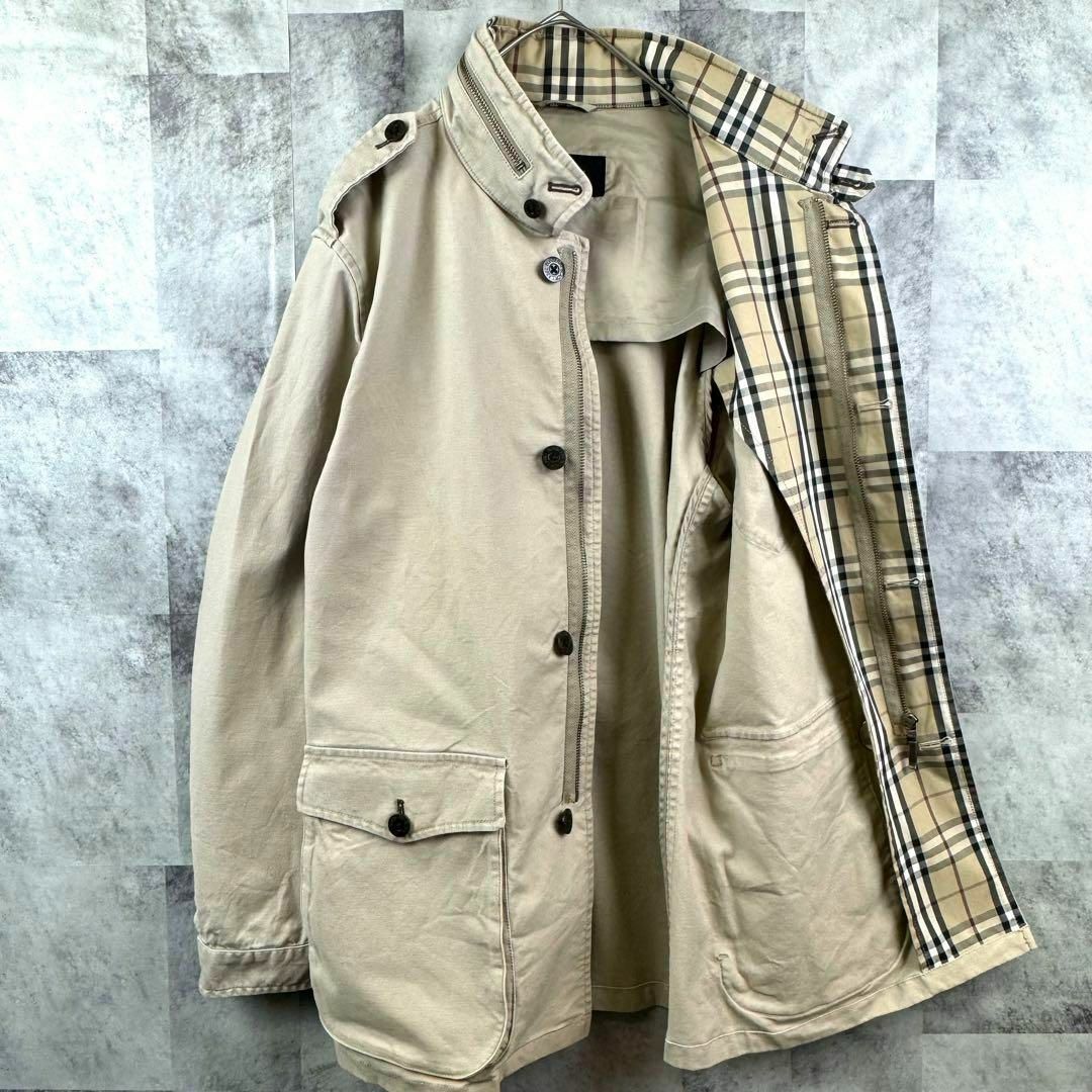 BURBERRY BLACK LABEL(バーバリーブラックレーベル)のバーバリーブラックレーベル ミリタリージャケット ノバチェック裏地 ベージュ L メンズのジャケット/アウター(ミリタリージャケット)の商品写真