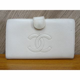 シャネル(CHANEL)のK名030/ CHANEL キャビアスキン ホワイト系 財布 (財布)