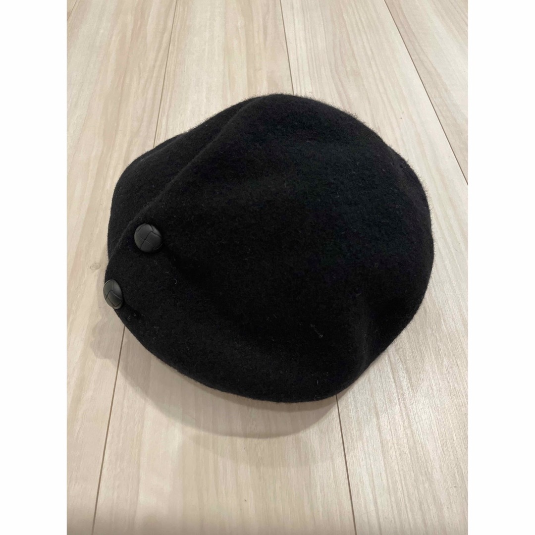 CA4LA(カシラ)のカシラ　ベレー帽　黒　くるみボタン レディースの帽子(ハンチング/ベレー帽)の商品写真