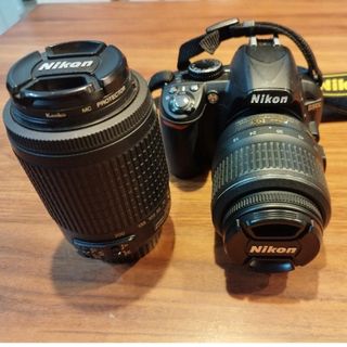 ニコン(Nikon)のニコン(デジタル一眼)