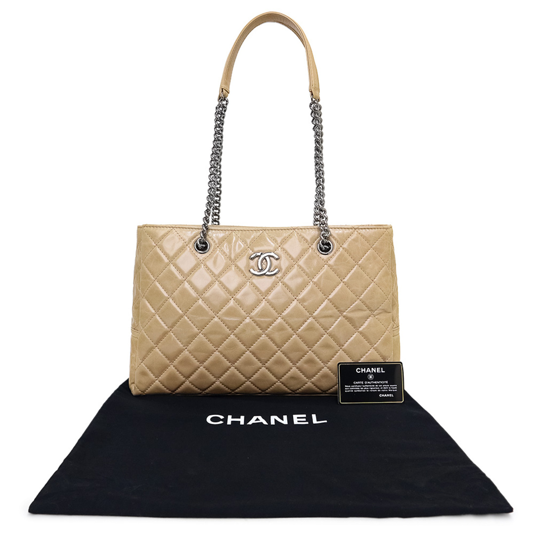 CHANEL(シャネル)のシャネル ココマーク マトラッセ チェーン ラージ ショッピング ショルダー トートバッグ エイジドカーフ ベージュ シルバー金具 CHANEL（美品） レディースのバッグ(トートバッグ)の商品写真