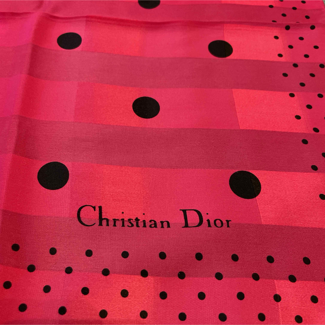 Christian Dior(クリスチャンディオール)のChristian Dior ディオール 大判シルクスカーフ ドット 水玉 ロゴ レディースのファッション小物(バンダナ/スカーフ)の商品写真