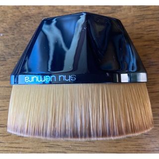 シュウウエムラ(shu uemura)のシュウウエムラ   ファンデーションブラシ　　ペタル 55(チーク/フェイスブラシ)