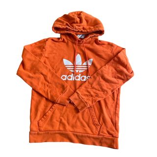 ADIDAS アディダス  パーカー ED6078 フロント　ロゴ　オレンジ(パーカー)