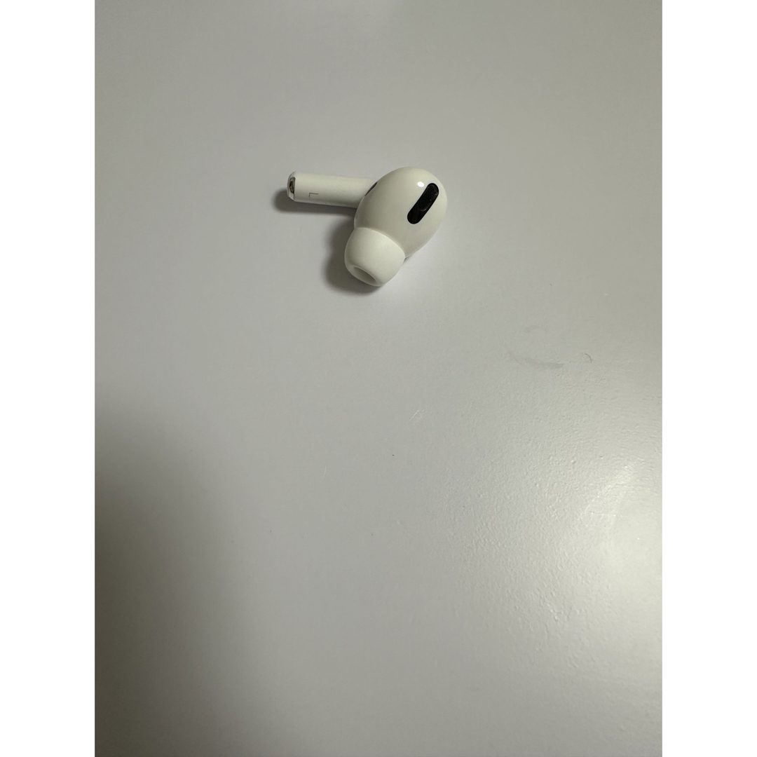 Apple(アップル)のAirPods Pro 第1世代 スマホ/家電/カメラのオーディオ機器(ヘッドフォン/イヤフォン)の商品写真