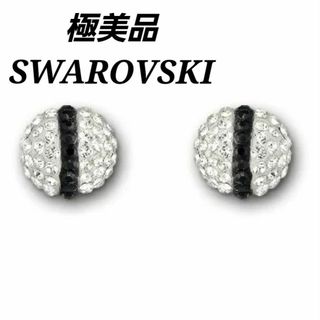 スワロフスキー(SWAROVSKI)のスワロフスキー　mixピアス　サークル　ライン　ブラック　シルバー(イヤリング)