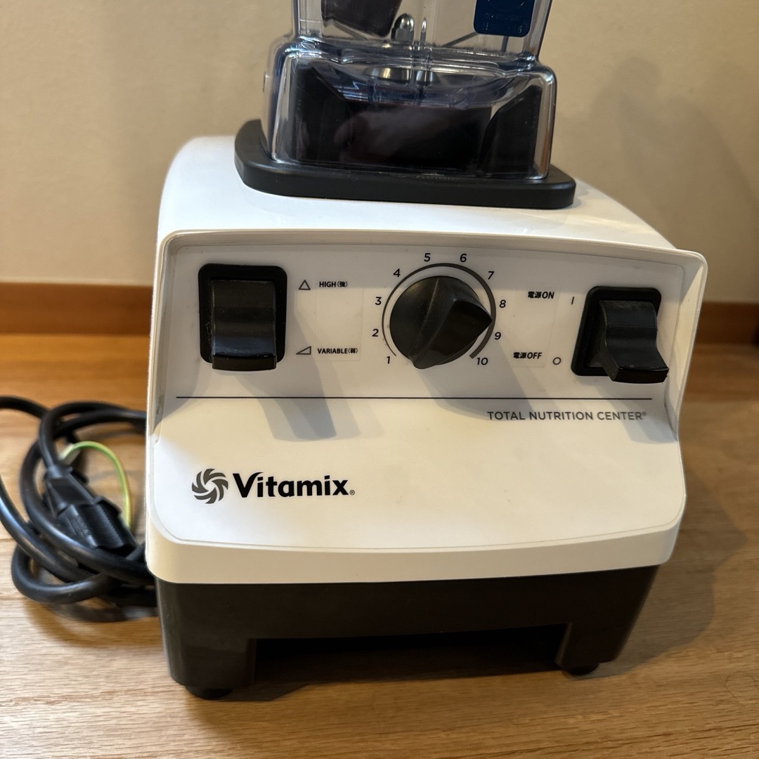 Vitamix(バイタミックス)のVitamix  ホワイト スマホ/家電/カメラの調理家電(ジューサー/ミキサー)の商品写真