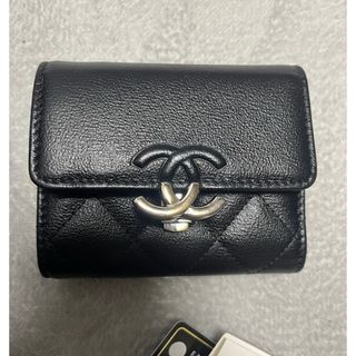 シャネル(CHANEL)のシャネル　ハーフココ　三つ折り財布　コンパクトウォレット(財布)