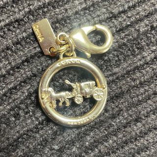 コーチ(COACH)のCOACH ホース アンド キャリッジ メタル バッグ チャーム(その他)