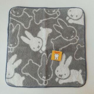 ミッフィー(miffy)のミッフィー　ハンカチ　タオル　グレー　ホワイト　シンプル　うさぎ　うさこちゃん(ハンカチ)