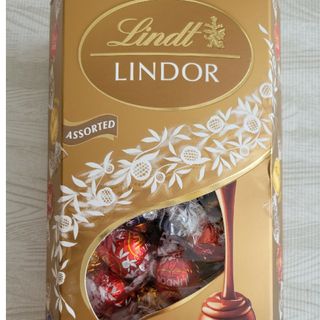 リンツ(Lindt)のコストコ　人気商品　リンツ　リンドール　ゴールドアソート　600ｇ　48個入り(菓子/デザート)