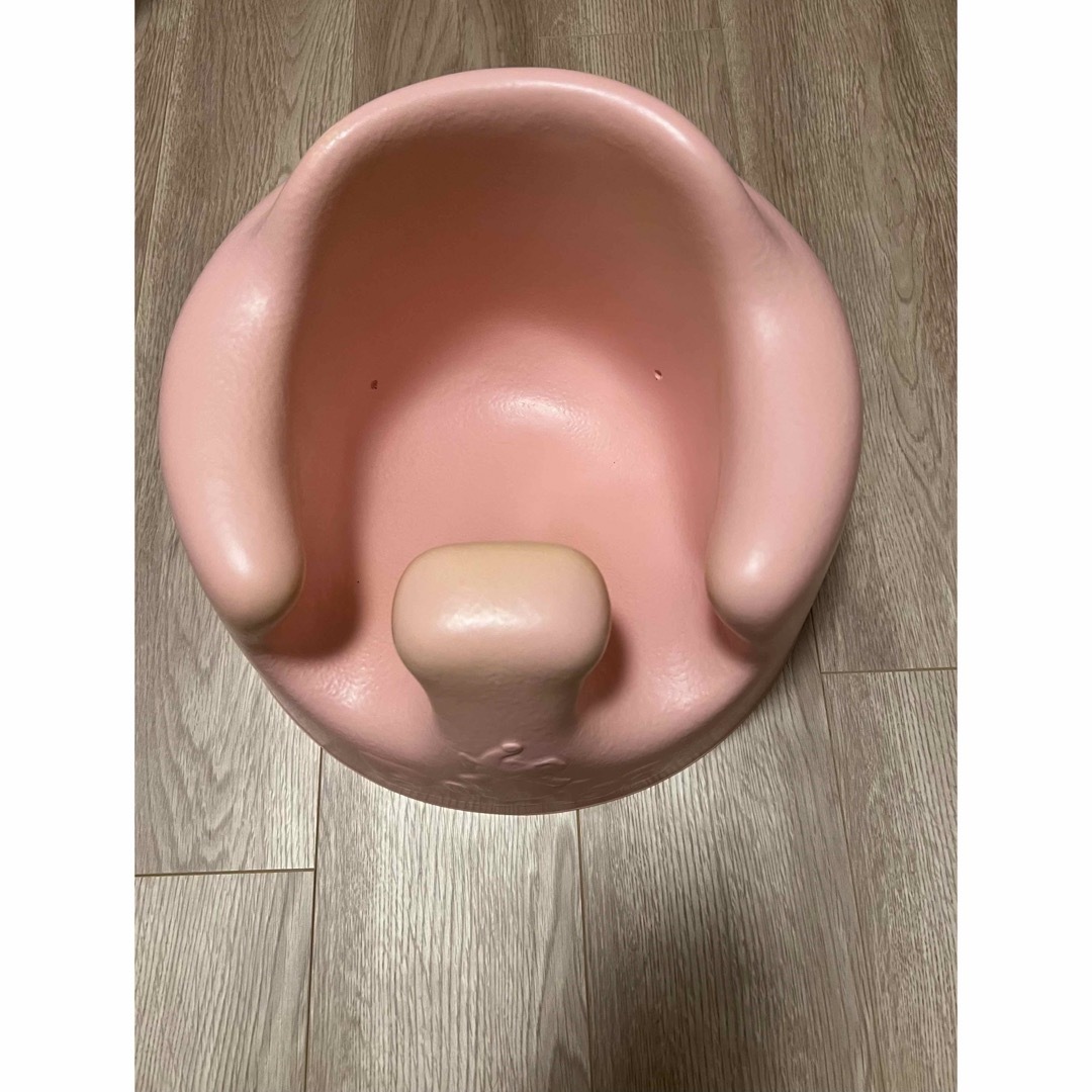 Bumbo(バンボ)のバンボ　ベビーソファ　椅子　いす　イス　ベビー　ベビー用品　赤ちゃん キッズ/ベビー/マタニティのキッズ/ベビー/マタニティ その他(その他)の商品写真