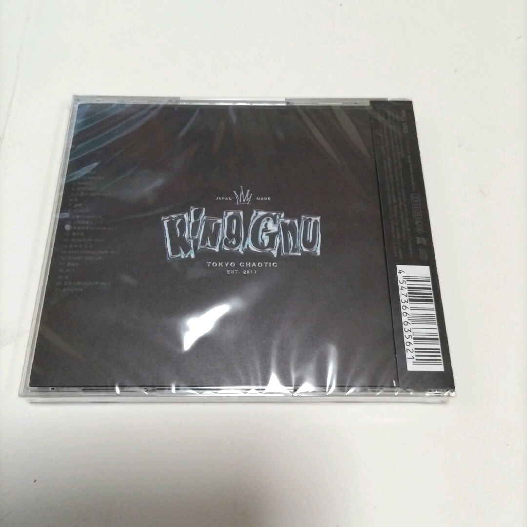 King Gnu　CD「THE GREATEST UNKNOWN」通常盤　新品 エンタメ/ホビーのCD(ポップス/ロック(邦楽))の商品写真