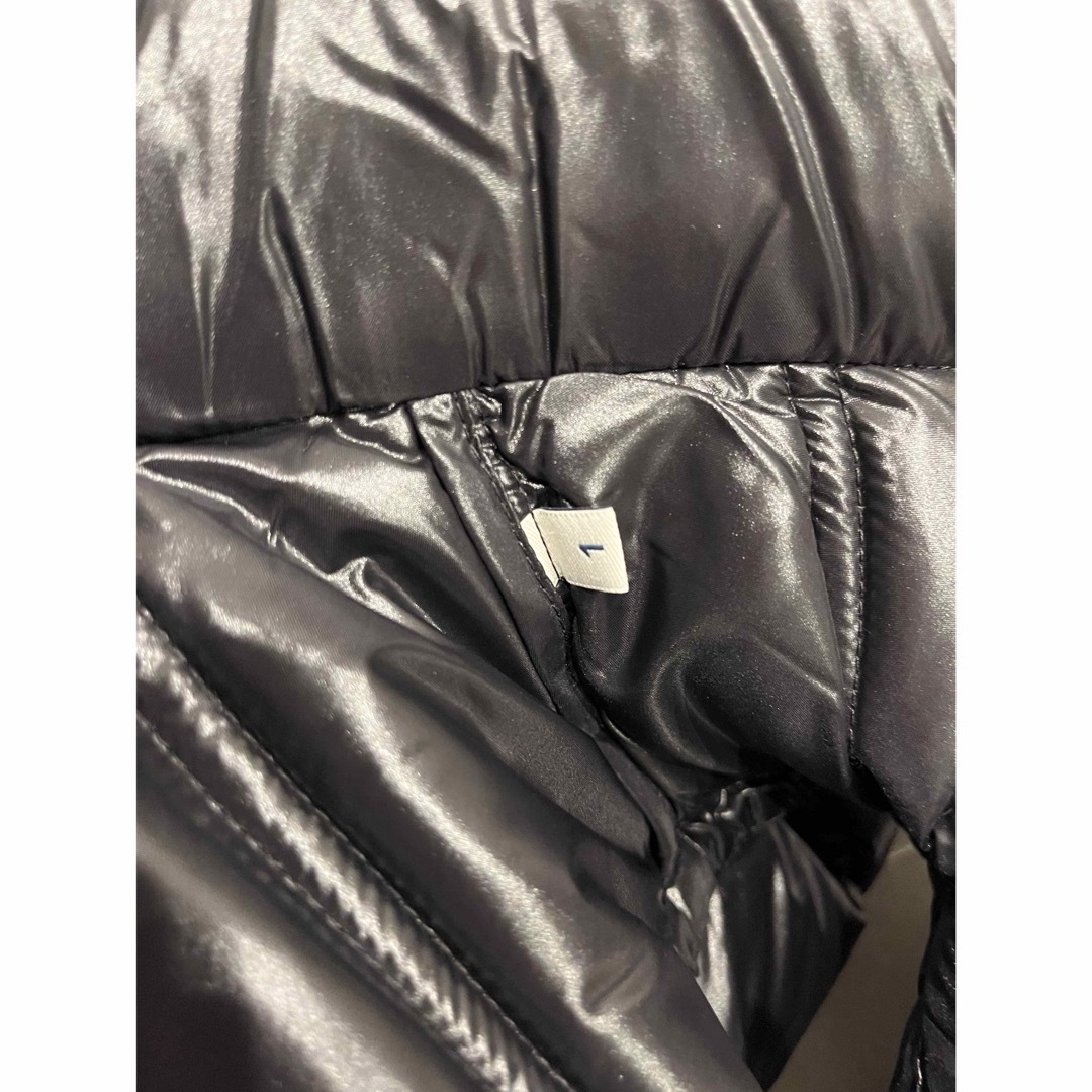 MONCLER(モンクレール)のモンクレール　ダウンベスト　黒　サイズ1  ☆超美品☆ メンズのジャケット/アウター(ダウンベスト)の商品写真
