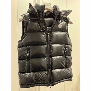 モンクレール(MONCLER)のモンクレール　ダウンベスト　黒　サイズ1  ☆超美品☆(ダウンベスト)