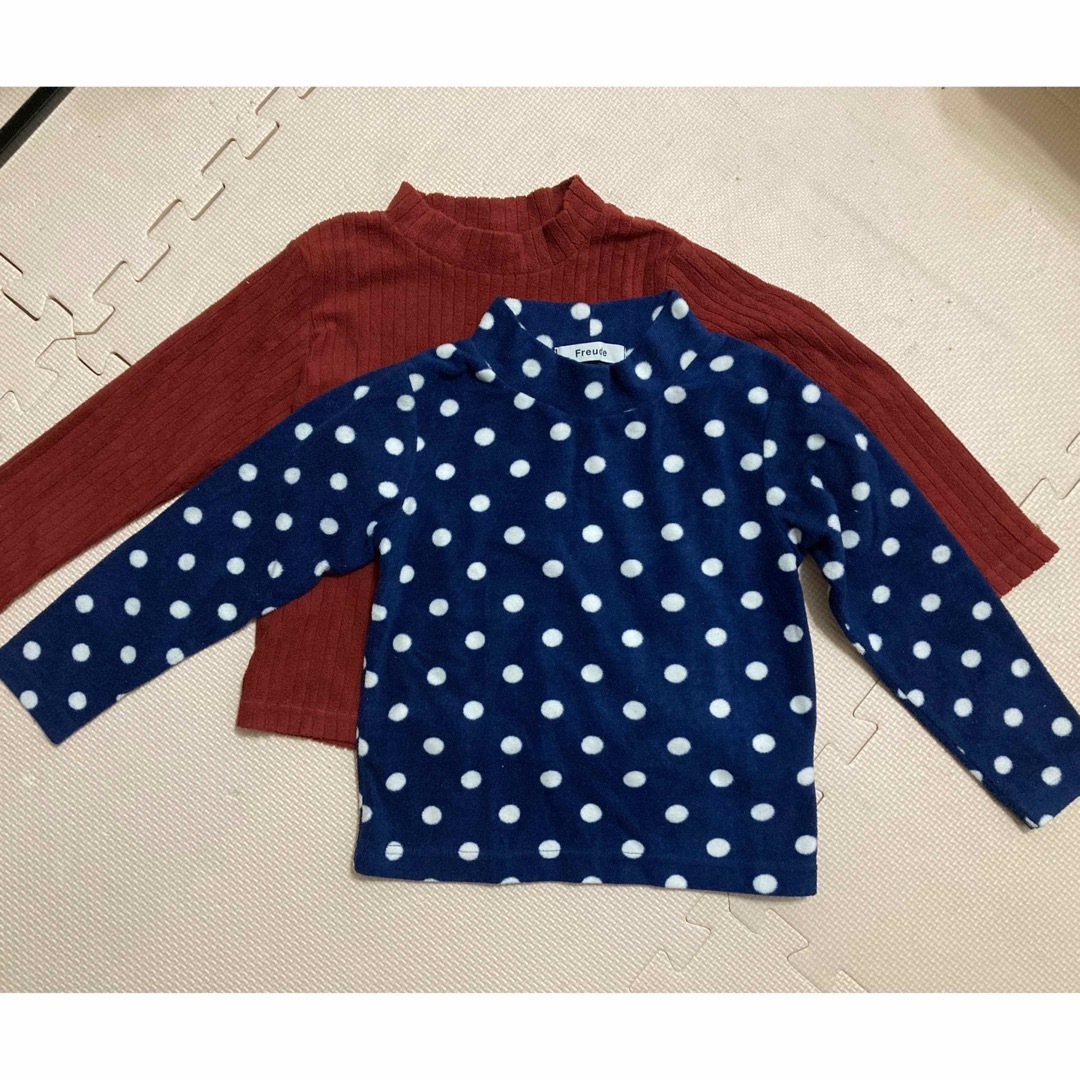 UNIQLO(ユニクロ)のフリースリブハイネックロングT  キッズ/ベビー/マタニティのキッズ服女の子用(90cm~)(Tシャツ/カットソー)の商品写真