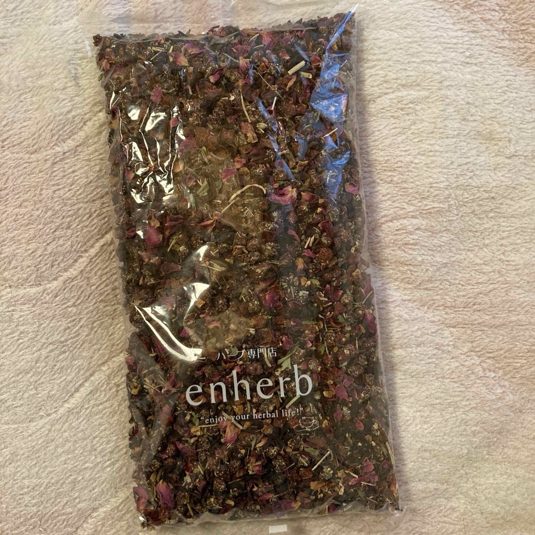 エンハーブ　enherb キレイのご褒美　芳醇カシスローズ茶 食品/飲料/酒の飲料(茶)の商品写真