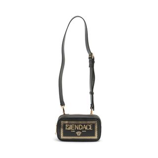 フェンディ(FENDI)のフェンディ  レザー  ブラック レディース ショルダーバッグ(ショルダーバッグ)