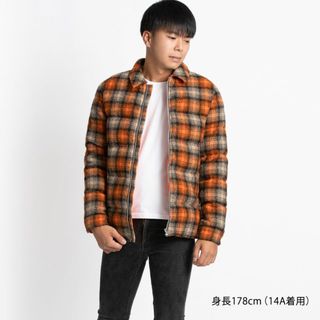 MONCLER(ダウンジャケット ・ オレンジ/橙色系)のフリマ MONCLER(ダウンジャケット ・ オレンジ/橙色系)のフリマ