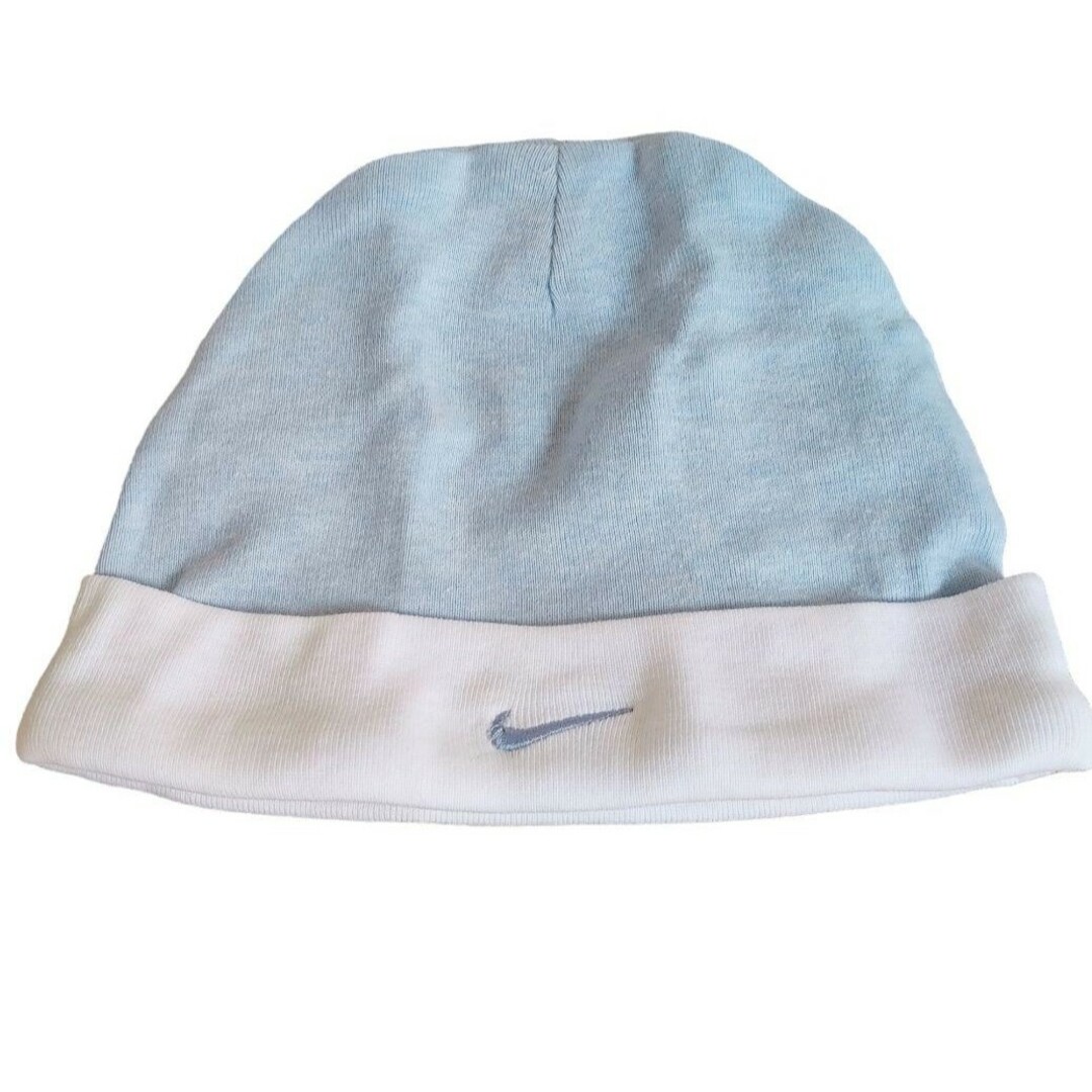 NIKE(ナイキ)の未使用品 NIKE ナイキ ベビー服 ロンパース 靴下 帽子 3点セット キッズ/ベビー/マタニティのベビー服(~85cm)(ロンパース)の商品写真