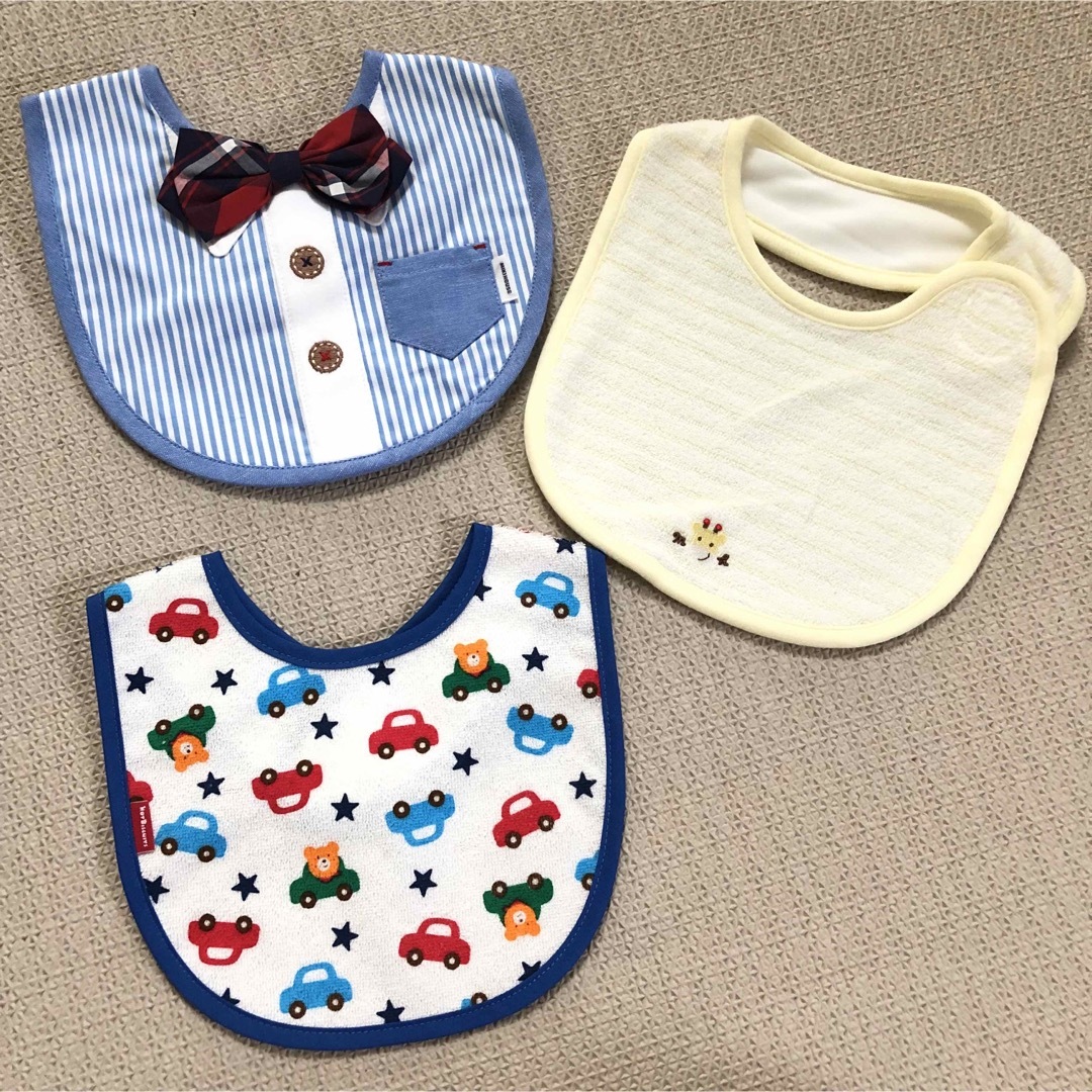 mikihouse(ミキハウス)のミキハウス　男の子スタイ　三枚セット　新品 キッズ/ベビー/マタニティのこども用ファッション小物(ベビースタイ/よだれかけ)の商品写真