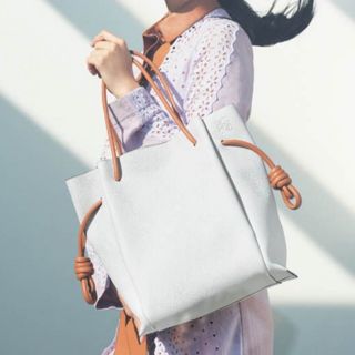 ロエベ(LOEWE)のフラメンコノット　トートバッグ(トートバッグ)