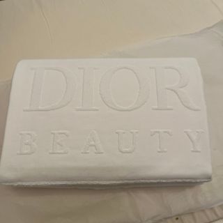 DIOR  バスタオル　ノベルティ未使用　箱無し(タオル/バス用品)