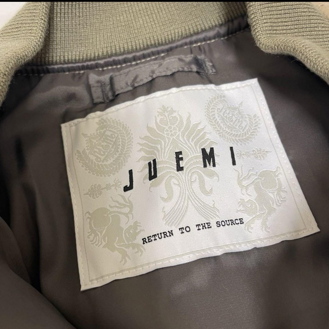 JUEMI(ジュエミ)のjuemi / EMB Bi-color MA-1 ブルゾン レディースのジャケット/アウター(ブルゾン)の商品写真