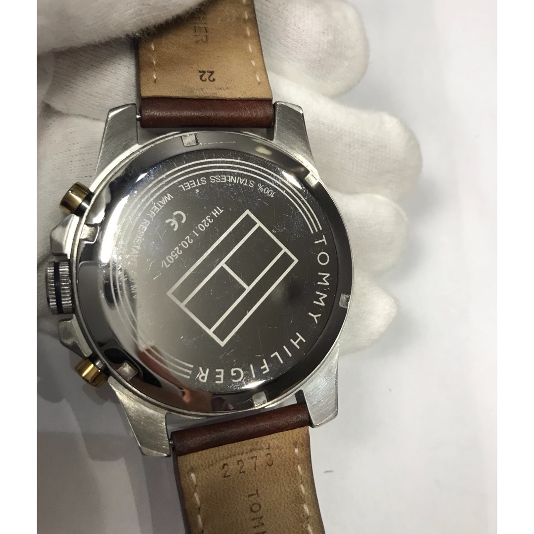 TOMMY HILFIGER(トミーヒルフィガー)のRR 866 トミーヒルフィガー　時計　ブラウン×ネイビー レディースのファッション小物(腕時計)の商品写真